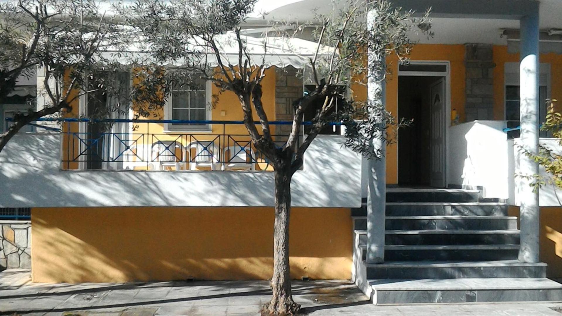 Leonidas Apartments Néa Péramos Εξωτερικό φωτογραφία