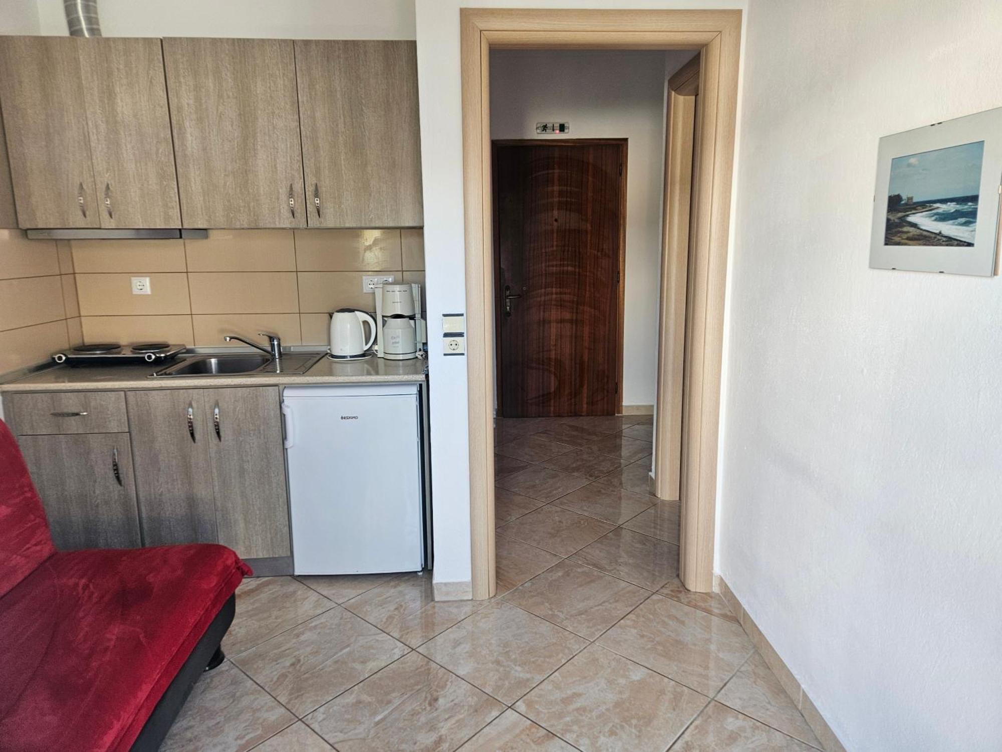 Leonidas Apartments Néa Péramos Δωμάτιο φωτογραφία